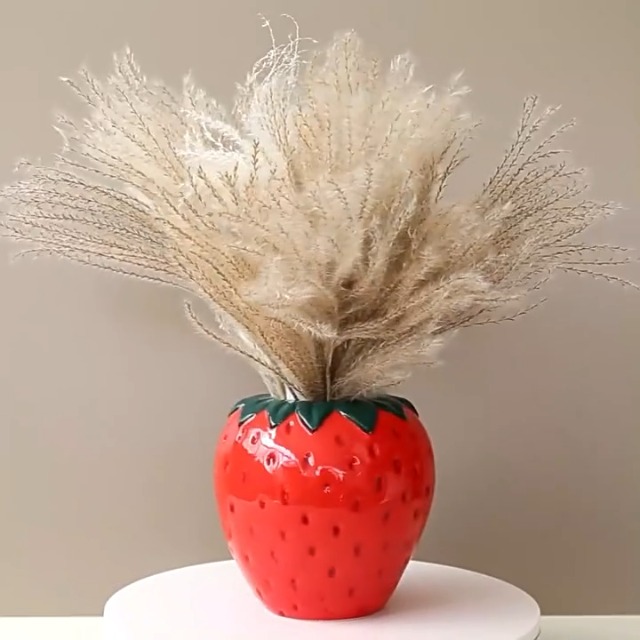 Amazon.com: Wnvivi Strawberry Ceramic Vase,Fruit Shape